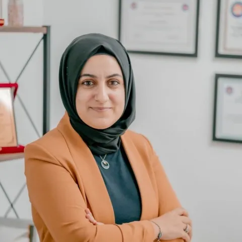 UZM. KL. PSK. AYŞE ERENLER