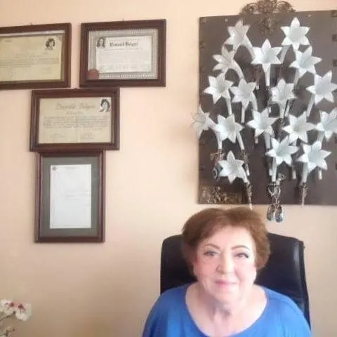 PROF. DR. GÜNSELİ PEKER