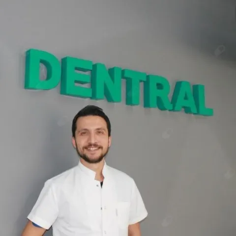 UZM. DT. MURAT DEMİRAL