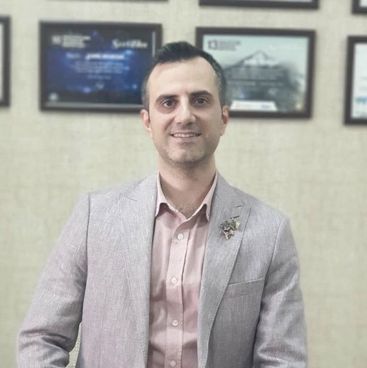 İxt. Dr. ALBORZ MOSHFEGHİ