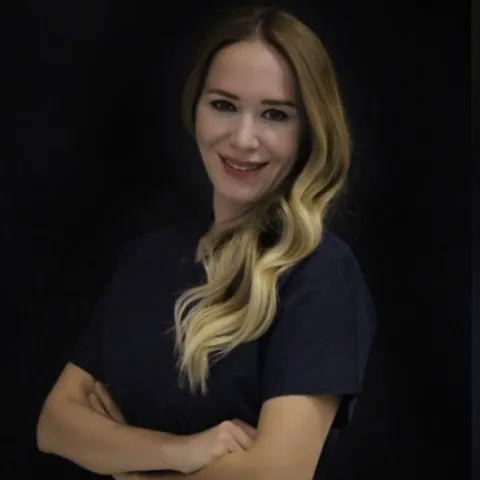 DR. DT. SEÇİL YÜKSEKBİLGİLİ GÜRBÜZ