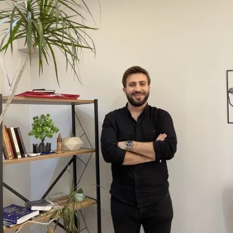 UZM. KL. PSK. HALUK KİKİZADE