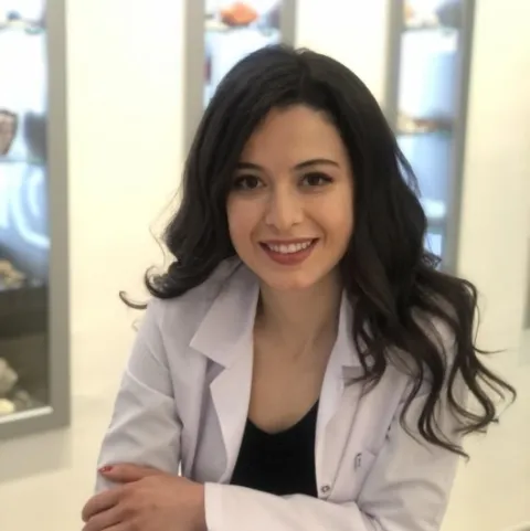 UZM. DT. ÖZGE YILMAZ SEÇKİN