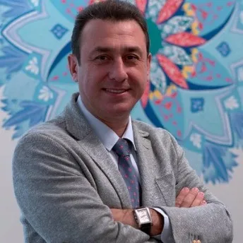 Surg. Dr. HAKAN ÇOKER