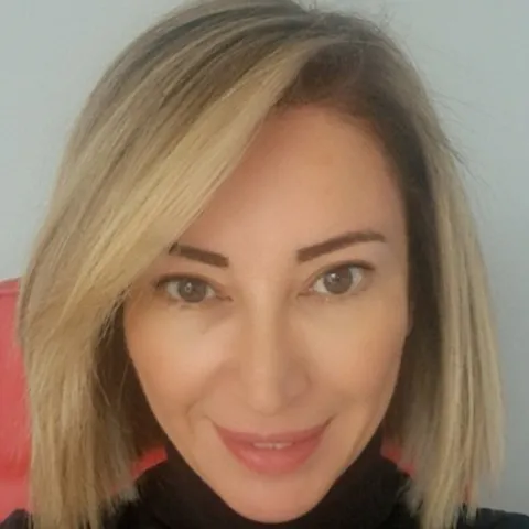 DR. DT. FUNDA ÖZGÖÇ