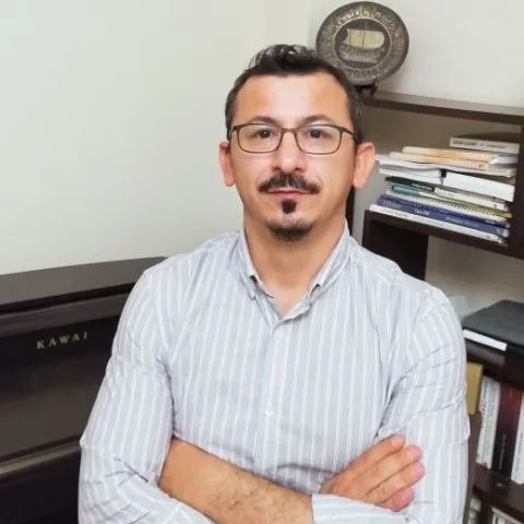 UZM. DR. SERKAN BAYAD