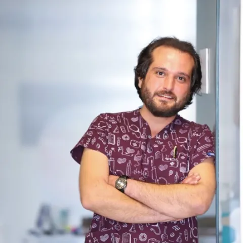 Cərrah Dr. EMRAH ERGUN