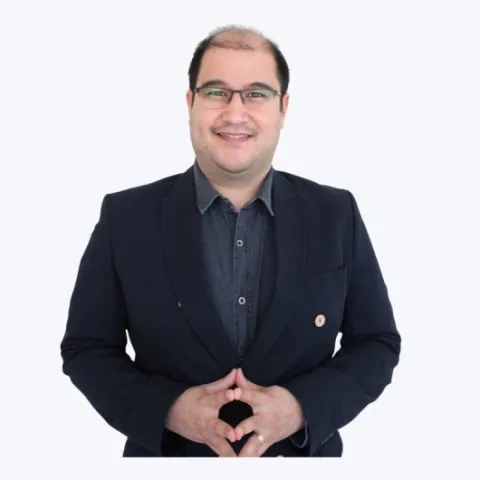 UZM. DR. AHMET YASSA