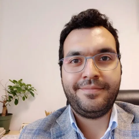 DR. ÖĞR. ÜYESİ SEMİH ERDEN