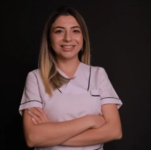DT. ÖZGE TUNÇER