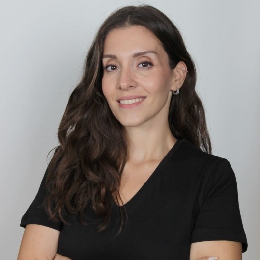 DR. DT. İNCİ AKYILDIZ İREZLİ