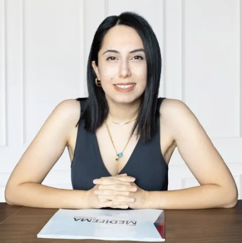 OP. DR. SELİN GÜLER GEYİK