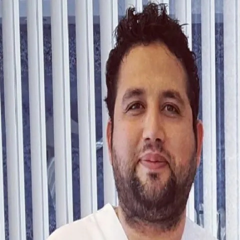 DT. İBRAHİM HALİL TOPAL