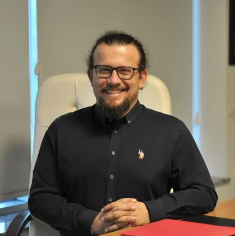 UZM. DR. YUNUS EMRE SÖNMEZ