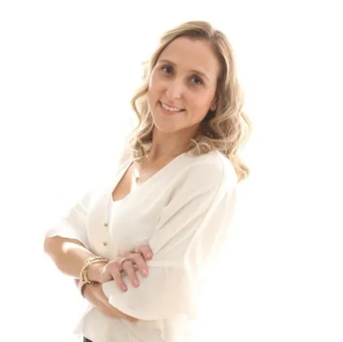 DR. DT. BURCU BUĞURMAN YALIM