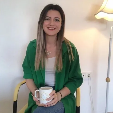 DYT. TEBESSÜM ASLAN