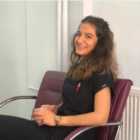 UZM. FZT. AYŞEN ÇAKIR