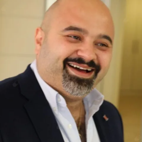 Cərrah Dr. TAMER ŞAKRAK