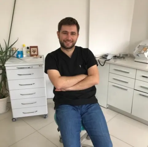 UZM. DT. MEHMET BİÇER