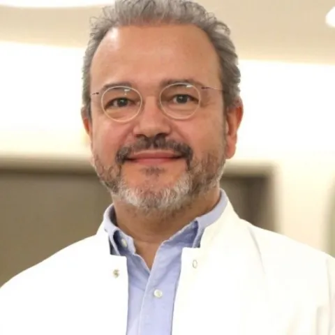 PROF. DR. AYHAN ÖZTÜRK