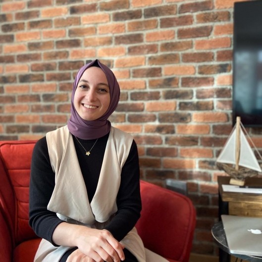 Psix. BETÜL ESRA BABA