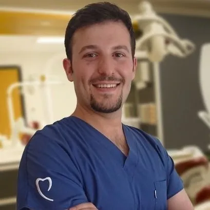 UZM. DT. MURAT CENGİZHAN YAŞ