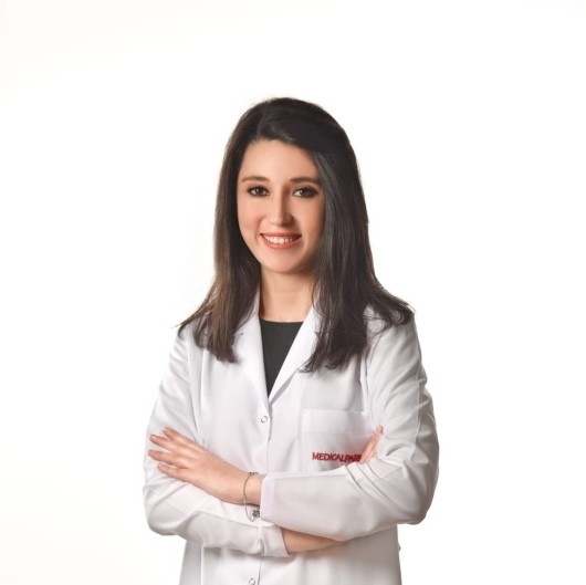 UZM. DR. ESRA DİLŞAT BAYRAK