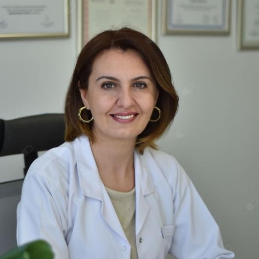 UZM. DR. ESRA ARISOY