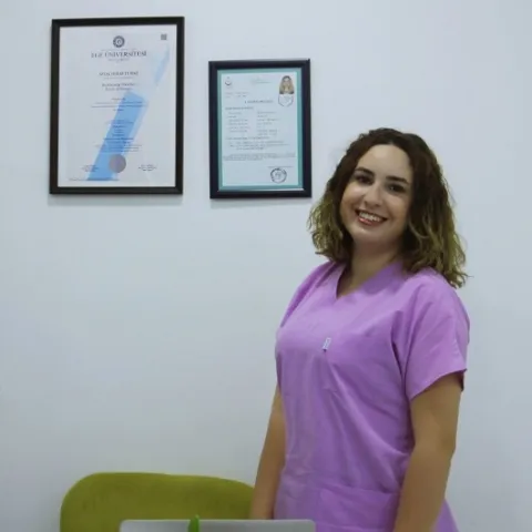 Diş hək. SEDA SERAY TURAL