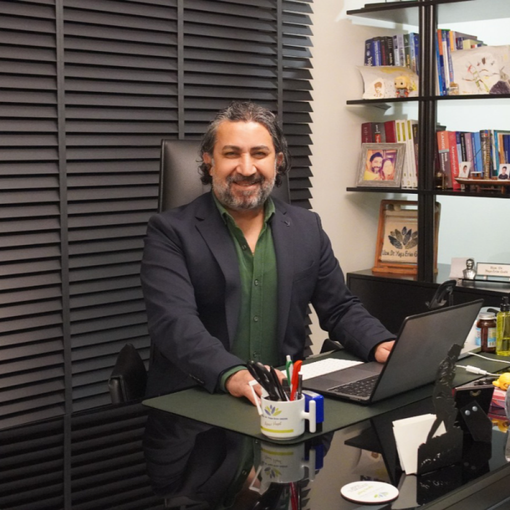 Uzm. Dr. YAŞA ERİM GEDİK