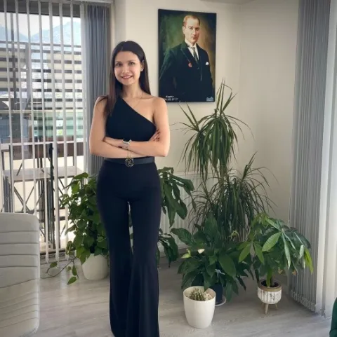 Diät. SİMGE YALÇIN