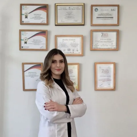 Diyet. SELDA KARAKURUMER