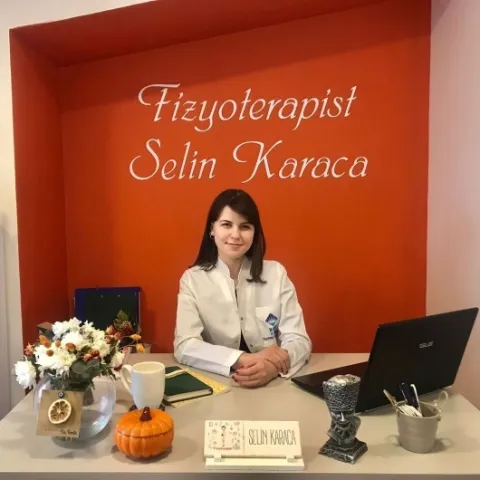 Fizioterapevt SELİN KARACA