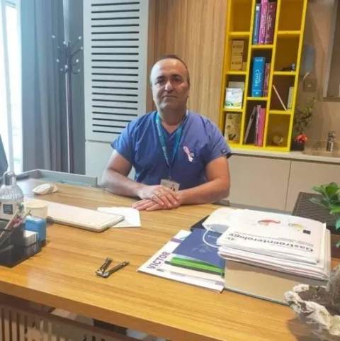 Cərrah Dr. ÖMER SÖYLEMEZ