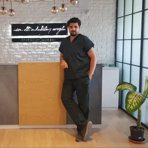 Fachzahnarzt A. KUBİLAY EROĞLU