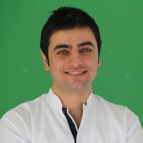 Zahnarzt MESUT OKTAY