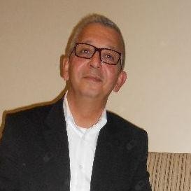 OP. DR. ESAT ENGİN ÜSTÜNSOY