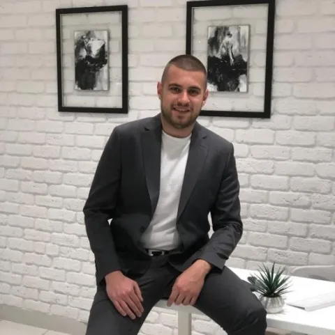 Zahnarzt CAN YILMAZ
