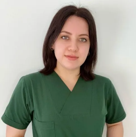 Diş hək. MELİKE BEYAZ