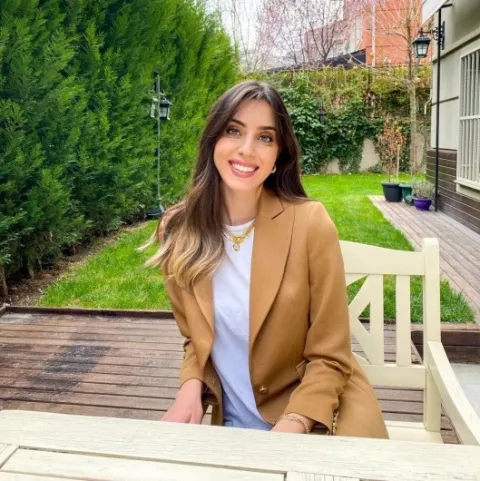 Fachdiät. BUSE BAHÇECİTAPAR
