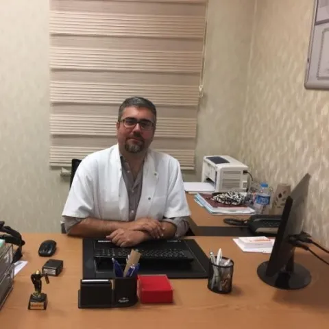 Cərrah Dr. LEVENT İLARSLAN