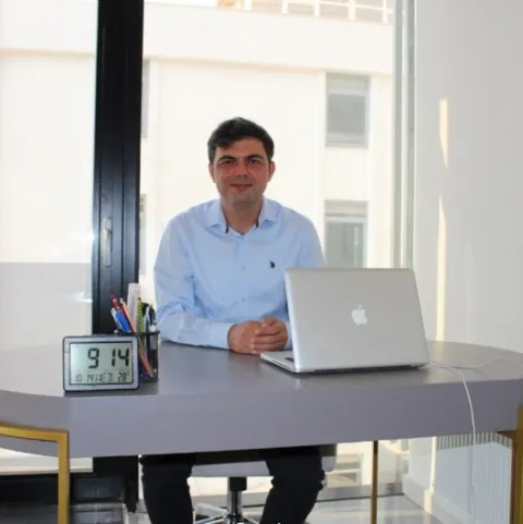 Dr. müəllim KEMAL ÇAVDARLI