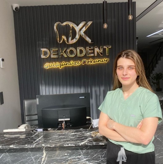 DDS ZEHRA ÇELİKSÜMER