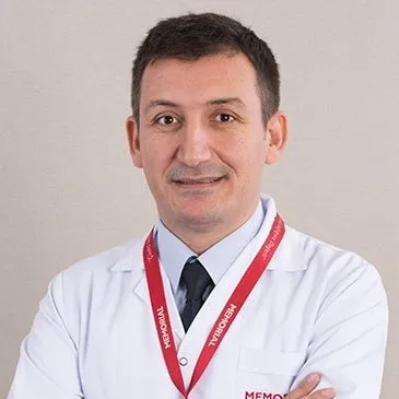 Fachärztl. Dr. NURİ CÖMERT
