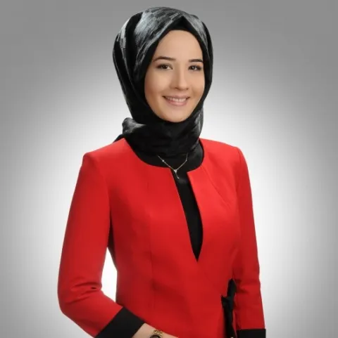 Diät. MUKADDER BÜYÜKZEREN