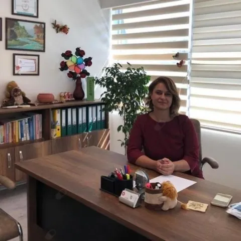 İxt. Dr. ESRA GÜZEL