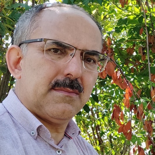 PROF. DR. ŞAKİR ÖZEN