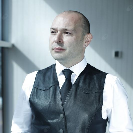 OP. DR. ULAŞ SÖZENER