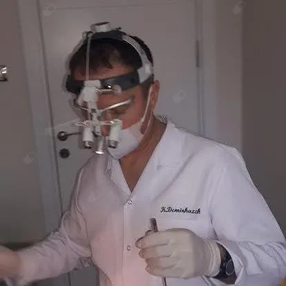 Zahnarzt KADİR DEMİRKAZIK
