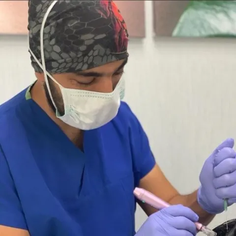 Cərrah Dr. DENİZ ÖZGÜR SUCU